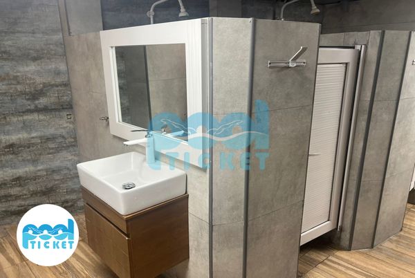 تصاویر استخر درین میدان هروی تهران