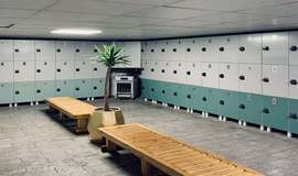 تصاویر کمد و رختکن استخر درین میدان هروی تهران