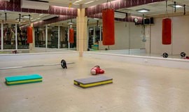 باشگاه بدنسازی فاخته تهران