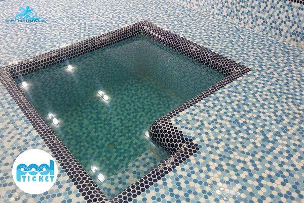 حوضچه آب سرد استخر بعثت شیراز