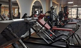 تصویر باشگاه بدنسازی مرسدس کرج