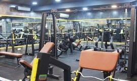 باشگاه بدنسازی سرزمین قدرت کرج - خرید بلیت استخر و باشگاه بدنسازی در پول تیکت 