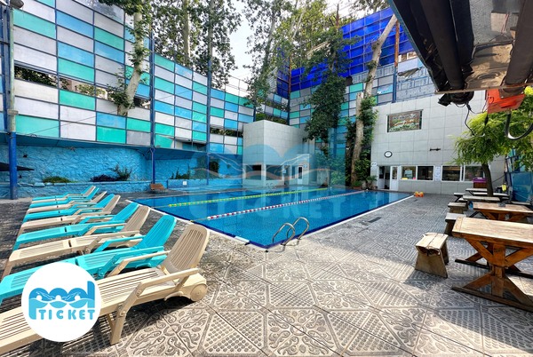 تصویر استخر چهارفصل و روباز سرو جماران تهران