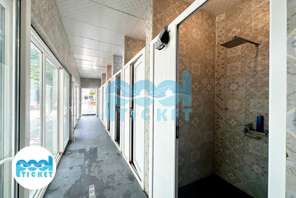 دوش‌های استخر چهارفصل و روباز سرو جماران تهران عکس 