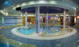 عکس استخر هتل چمران شیراز