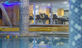 استخر چمران شیراز