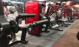 باشگاه بدنسازی یارا اصفهان - خرید بلیت استخر و باشگاه بدنسازی در پول تیکت 