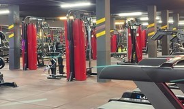 باشگاه بدنسازی قهرمان تهران