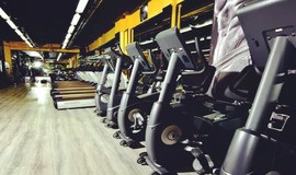 باشگاه بدنسازی آج شعبه تهرانپارس تهران پولتیکت کمترین قیمت رزرو بلیط باشگاه بدنسازی