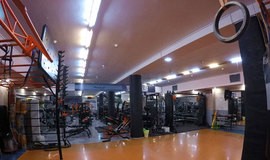 باشگاه بدنسازی توسن اصفهان - خرید بلیت استخر و باشگاه بدنسازی در پول تیکت 