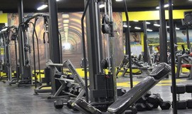  باشگاه بدنسازی آج شعبه قنات کوثر تهران