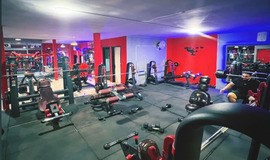 فروش ویژه  باشگاه بدنسازی آرمین تهران در پولتیکت