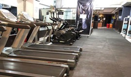 باشگاه بدنسازی پرشیا اندیشه تهران