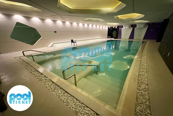 عکس محوطه استخر هتل رکسان و رمیس تهران