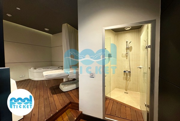 اتاق ماساژ استخر هتل رکسان و رمیس تهران تصویر 