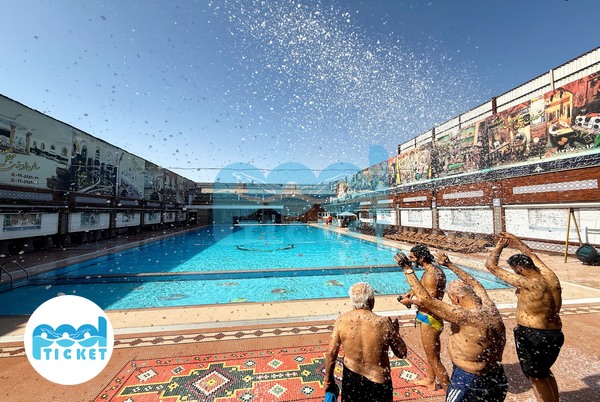 تصویر محوطه استخر چهارفصل و روباز هودین و هورام تهرانسر