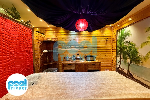 سالن ماساژ در استخر چهارفصل و روباز هودین و هورام تهرانسر تصاویر