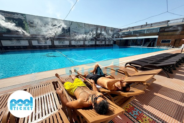 تصویر تخت آفتاب استخر چهارفصل و روباز هودین و هورام تهرانسر