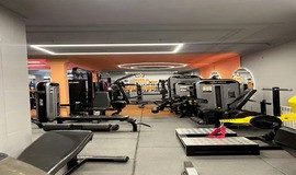 تصویر باشگاه بدنسازی لی لی یزد