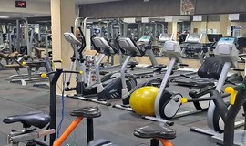 خرید همواره تخفیف  باشگاه بدنسازی نقش رستم یزد