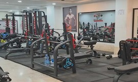  باشگاه بدنسازی تاپ استایل یزد