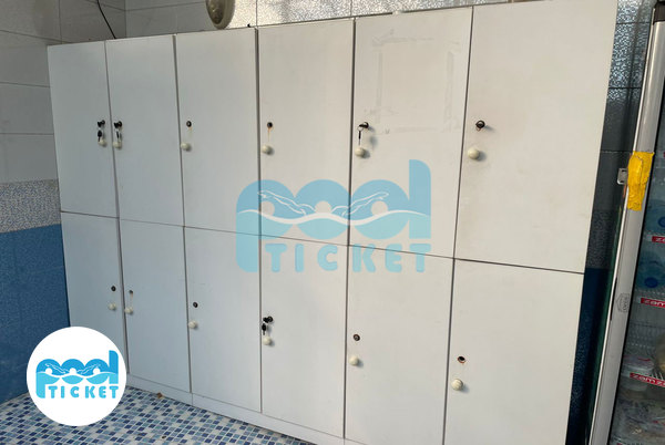 عکس رخت‌کن استخر غواصی فرمانیه تهران