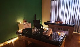 عکس تخت ماساژ مرکز ماساژ مشهد