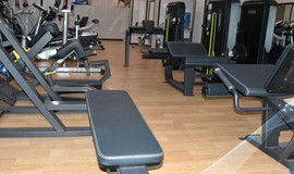 باشگاه ورزشی اوج یزد - قیمت  تخفیف دار بلیت استخر و باشگاه بدنسازی در پول تیکت