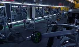 تصاویر باشگاه بدنسازی ماتریکس جلفا