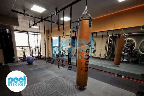 مجموعه باشگاه بدنسازی مرسدس کرج