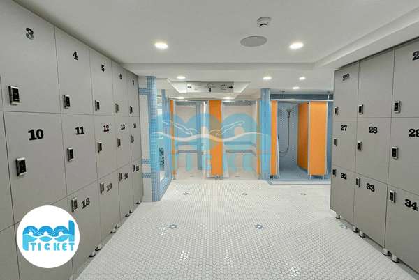 عکس رختکن استخر هتل نورالحیات تهران