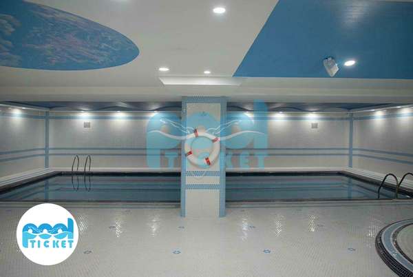 عکس محوطه استخر هتل نورالحیات تهران
