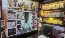 ورودی - باشگاه بدنسازی مردان آهنین اصفهان