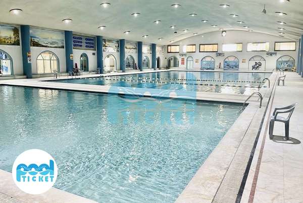 محوطه استخر سرپوشیده معتمدی کارگران تهران عکس