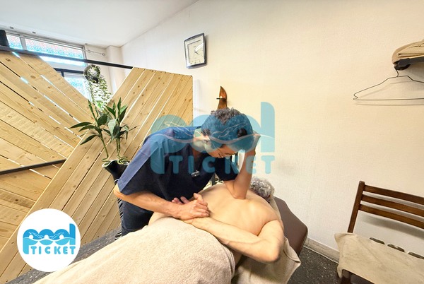 مرکز ماساژ زن روز تهران تصویر