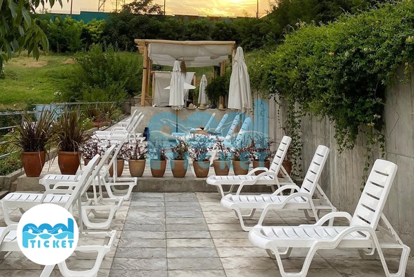 تصویر تخت آفتاب استخر چهارفصل و روباز بانوان باشگاه انقلاب بلو ویژن تهران