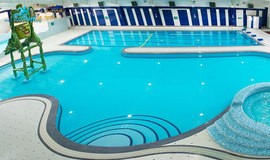 تصاویر استخر آبدرمانی استخر و پارک آبی آبسار رشت