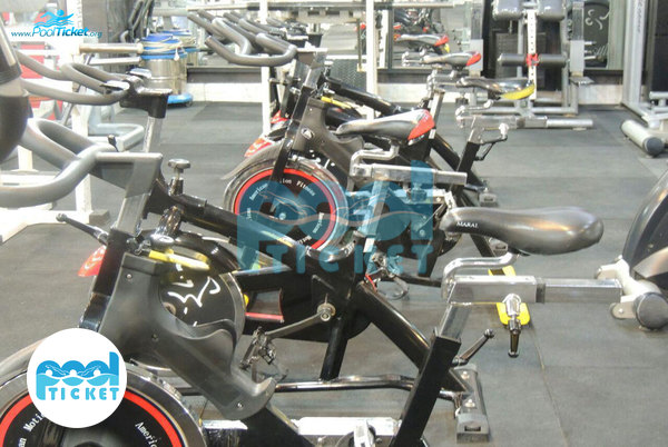 عکس سالن ورزشی استخر پامچال کرج