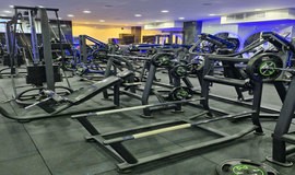 عکس باشگاه بدنسازی بلو کرج