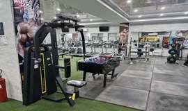 عکس باشگاه بدنسازی آقایان هرمینا کرج