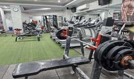 باشگاه بدنسازی بانوان هرمینا کرج با تخفیفات ویژه پولتیکت