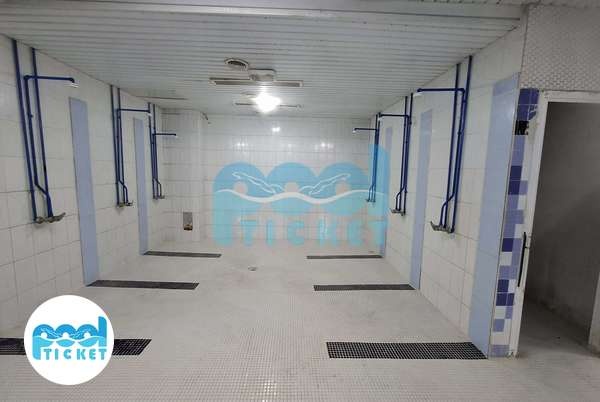 دوش‌های استخر پارالمپیک تبریز عکس