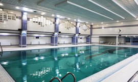 عکس محوطه استخر تلاش تهران