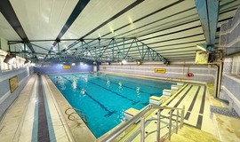 عکس قسمت عمیق استخر دانشگاه آزاد اسلامشهر