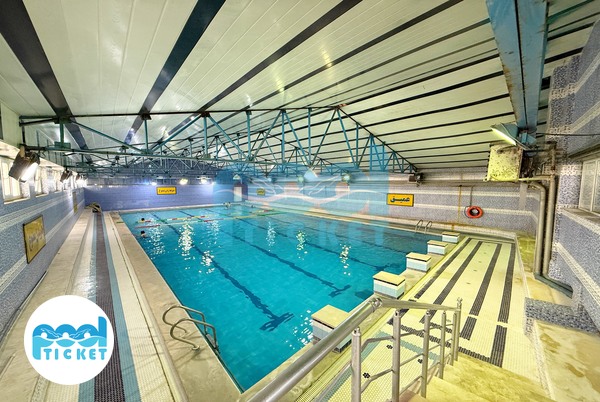 عکس قسمت عمیق استخر دانشگاه آزاد اسلامشهر