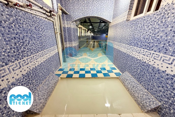 ورودی استخر دانشگاه خیابان تختی اسلامشهر تصاویر