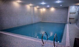 عکس استخر هتل پرشین پلازا