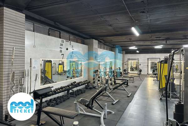 باشگاه بدنسازی سعادت قم (شعبه بنی‌فضل) عکس