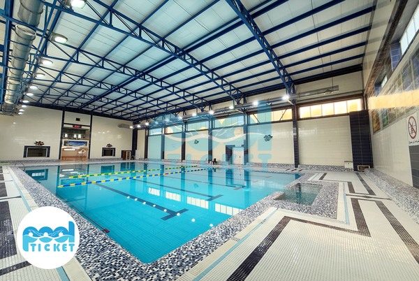 عکس استخر نور آتشگاه اصفهان