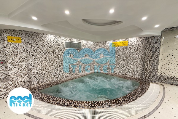 عکس‌های جکوزی استخر مهتاب ۲ اصفهان